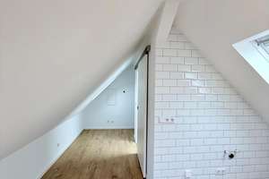 Sehr hochwertig renoviertes Mehrfamilien- oder Mehrgenerationenhaus mit großem Garten – Die vollständige Adresse der Immobilie erhältst du vom Anbieter., 40229 Eller, Düsseldorf – Vorschaubild 24