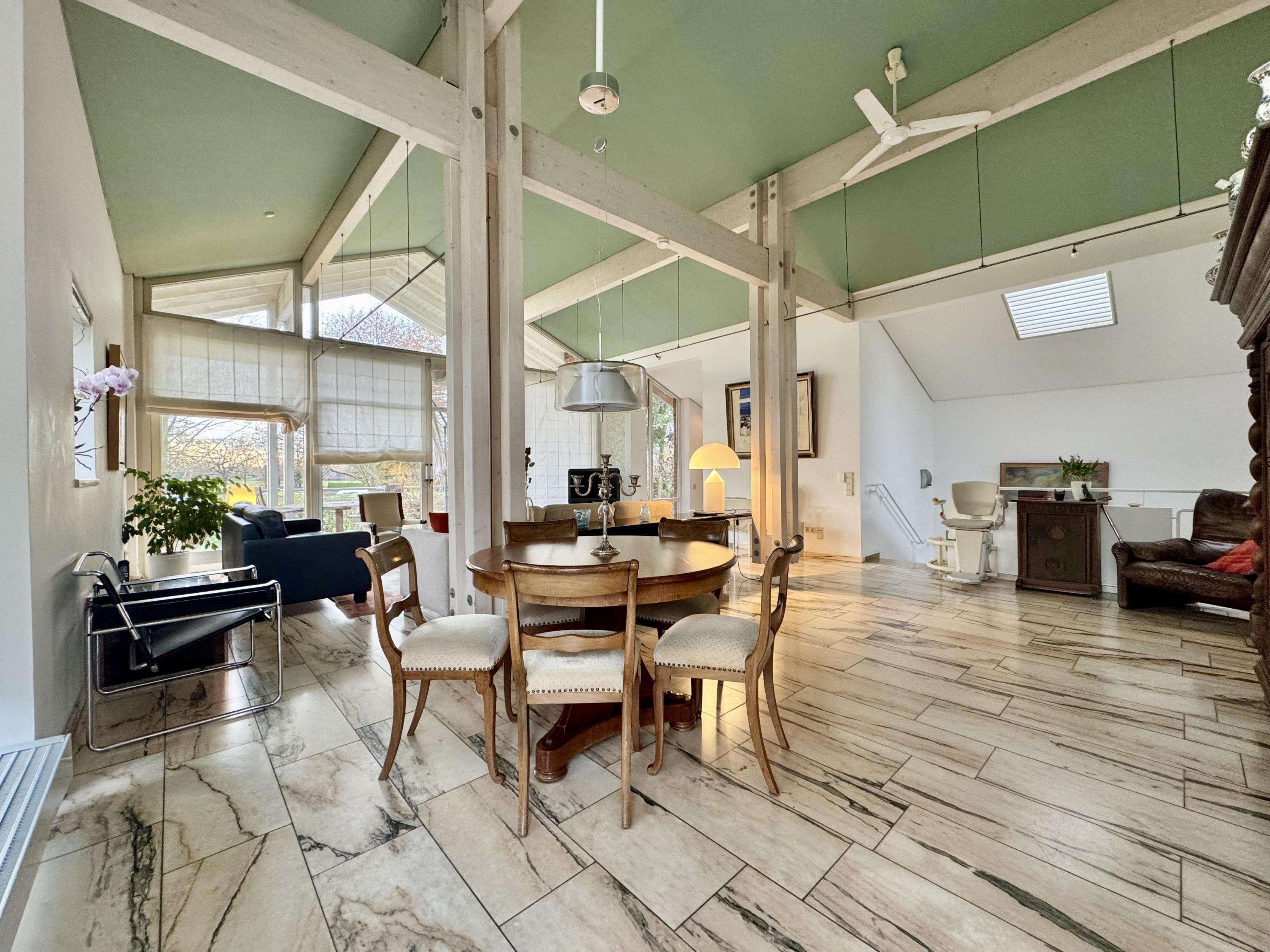 Immobilie in Emlichheim - Individuelles Architektenhaus mit Blick auf die Vechte in Emlichheim - Bild 2