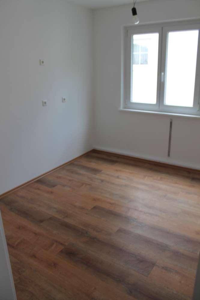 Immobilie in Sulz am Neckar - Kapitalanleger aufgepasst: Mehrfamilienhaus mit drei vermieteten Wohneinheiten in Sulz a.N. - Bild 1