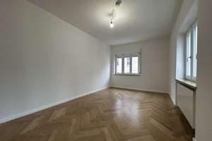MAXVORSTADT | neu renovierte 2,5-Zimmer-Wohnung mit Wohnküche & Parkett & Balkon & Videosprechanlage – Die vollständige Adresse der Immobilie erhältst du vom Anbieter., 80799 Am alten nördlichen Friedhof, München – Vorschaubild 8