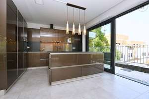 Exklusive Penthouse Wohnung, modern möbliert mit Stellplatz in Stuttgart Giebel – Die vollständige Adresse der Immobilie erhältst du vom Anbieter., 70499 Giebel, Stuttgart – Vorschaubild 2