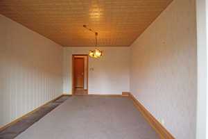* Endreihenhaus in guter Wohnlage * EBK * Duschbad * Wintergarten * gr. Grundstück * Garage * uvm. * – Herzogtum Lauenburg (Kreis) – Vorschaubild 2