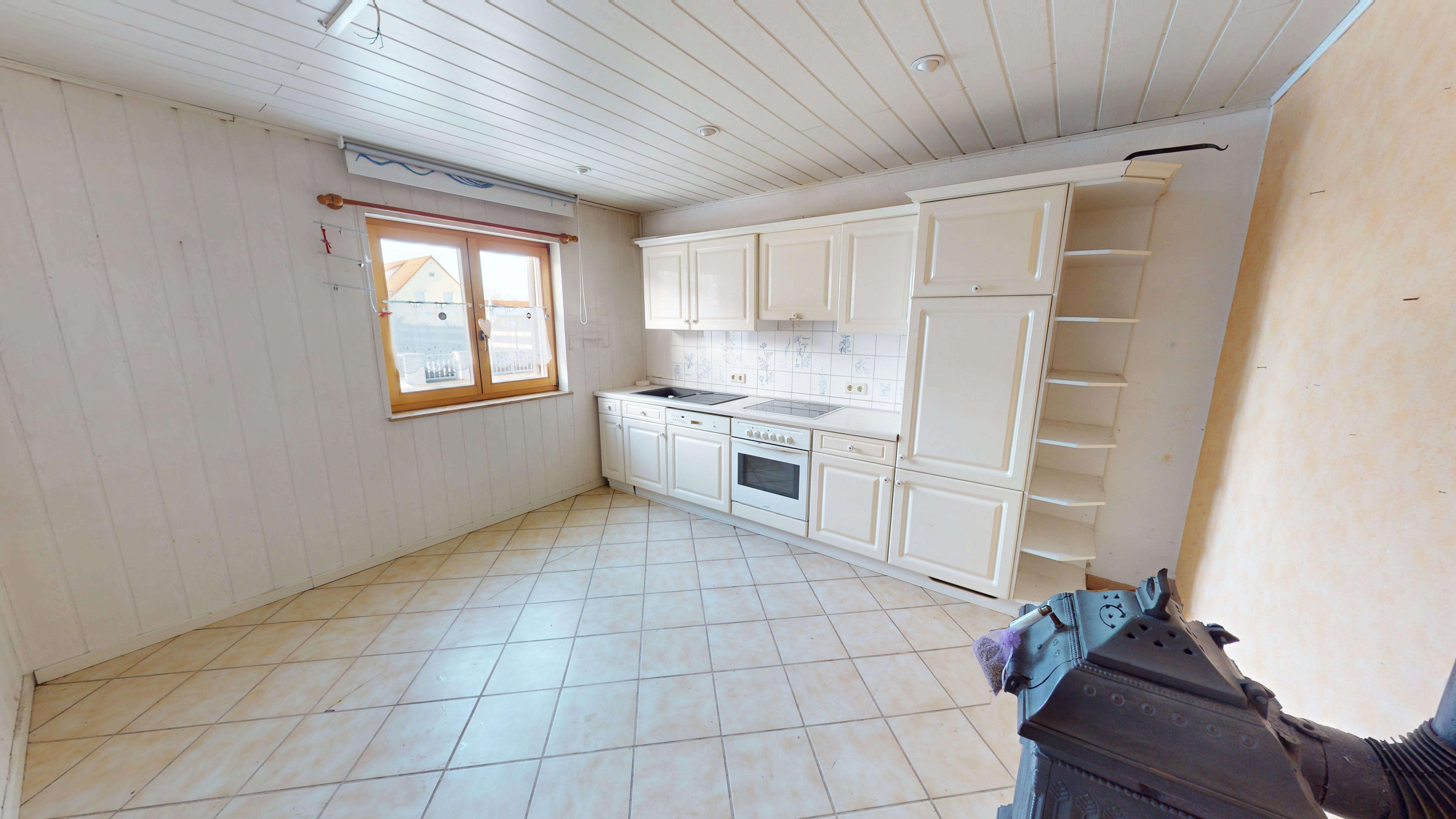 Immobilie in Kölleda - Reihenmittelhaus mit Wellnesskeller in beliebter Wohnlage von Kölleda - Bild 0