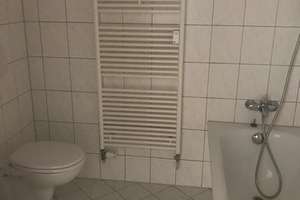 sehr zentrale 3 Zimmer-Dachgeschoss-Whg.* hell*  Laminat* innenl. Küche* Bad mit Wanne* – 4109 Zentrum-West, Leipzig – Vorschaubild 6