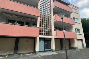 Terrassenappartement mit neuer Ausstattung im Hinterhof Köln-Hülsenweg