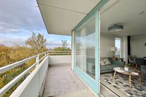 Zum 1.8.26*Bogenhausen-Cosimapark. Helle Wohnung mit umlauf.  Loggia und Weitblick! WG-geeignet. TG