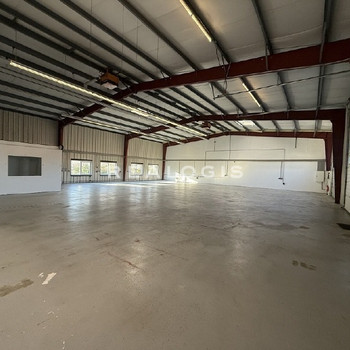 ca. 448 m² große Lager-/Produktionsfläche mit Büro