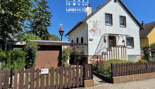 Bild von Goldiges, sanierungsbedürftiges Einfamilienhaus • Terrasse • Garten • Nutzgarten • Laubenheim