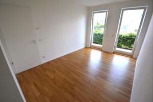 Hochwertige 4-Zimmer-Wohnung mit Terrasse und Garten in Köln-Widdersdorf – Nähe Golfplatz  – Die vollständige Adresse der Immobilie erhältst du vom Anbieter., 50859 Widdersdorf, Köln – Vorschaubild 8
