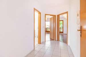 Gemütliche 3-Zimmer-Dachgeschosswohnung in München-Trudering – Die vollständige Adresse der Immobilie erhältst du vom Anbieter., 81827 Waldtrudering, München – Vorschaubild 6