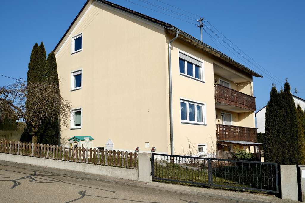 Immobilie in Harburg (Schwaben) - Zweifamilienhaus in Harburg/Mündling mit vielseitigen Nutzungsmöglichkeiten - Bild 3