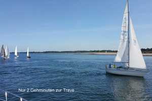 Weiße Stadtvilla in Travemünde. 200 m von der Trave entfernt. In gehobener Wohnlage von Travemünde. – Am Lotsenberg 11, 23570 Lübeck – Vorschaubild 43