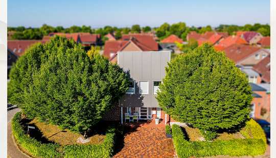 Bild von Licht, Raum und Architektur – Einfamilienhaus mit besonderem Charakter in der Nähe des Emsdeiches