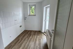 Moderne 3-Raum-Wohnung mit Balkon in Frohnhausen möchte gerne ab Oktober vermietet werden – Stenzelstraße 15, 45144 Frohnhausen, Essen – Vorschaubild 12
