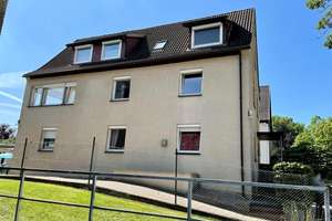 Charmantes 3-Familienhaus mit viel Platz für Ihre Ideen – Die vollständige Adresse der Immobilie erhältst du vom Anbieter., 37603 Holzminden – Vorschaubild 4