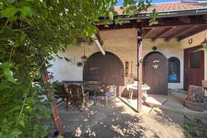 Charmante DHH mit großem Garten – ein Juwel im Dornröschenschlaf in bester Lage in Freiburg – Freiburg im Breisgau – Vorschaubild 6