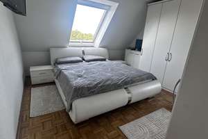 Lichtdurchflutete Dachgeschosswohnung mit offener Küche, Kamin, Tiefgarage und modernem Wohnkomfort – Die vollständige Adresse der Immobilie erhältst du vom Anbieter., 22045 Jenfeld, Hamburg – Vorschaubild 16