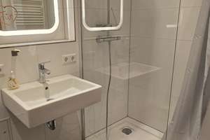gepflegtes Dreifamilienhaus in Stuttgart-Luginsland – Die vollständige Adresse der Immobilie erhältst du vom Anbieter., 70327 Luginsland, Stuttgart – Vorschaubild 19