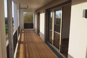 Helle 2-Zimmer-Wohnung mit großer Loggia und hochwertiger EBK in Regensburg – Otto-Hahn-Straße 5, 93053 Galgenberg, Regensburg – Vorschaubild 1