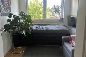 
Moderne Doppelhaushälfte mit 2 Garagen, Terrasse, Garten & Pool – Rhein-Sieg-Kreis – Vorschaubild 15