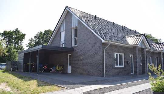 Bild von Exklusive Doppelhaushälfte mit Terrasse im Seemannsort Barßel / OT Neuland