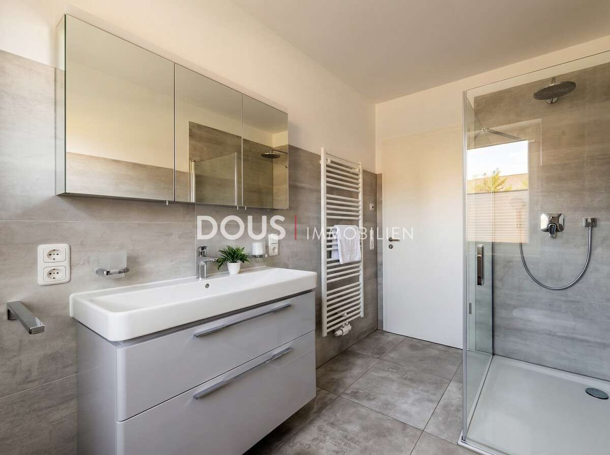 Immobilie in Wendisch Evern - Modernes Einfamilienhaus 
in schöner Lage von Wendisch Evern! - Bild 1