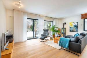 Exklusives Zweifamilienhaus mit Stil, Privatsphäre und Gartenidylle! – Die vollständige Adresse der Immobilie erhältst du vom Anbieter., 51069 Dünnwald, Köln – Vorschaubild 2