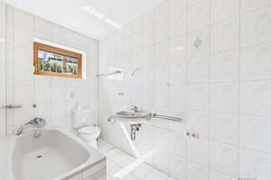 Stilvolle 3-Zimmer-Wohnung mit großzügiger Terrasse und lichtdurchflutetem Wohnkonzept – Die vollständige Adresse der Immobilie erhältst du vom Anbieter., 91320 Ebermannstadt – Vorschaubild 6