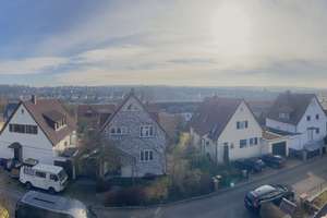 Ein-/Dreifamilienhaus auf traumhaftem Grundstück in bevorzugter Lage