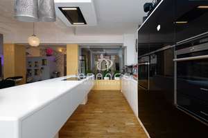 ***Beeindruckende Loft Wohnung mitten in der Altstadt*** – Die vollständige Adresse der Immobilie erhältst du vom Anbieter., 93047 Innenstadt, Regensburg – Vorschaubild 4