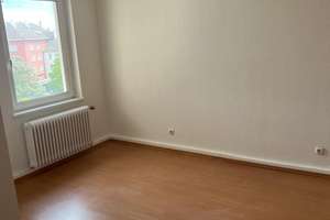 Helle 3-Zimmer-Wohnung im 4. Obergeschoss mit 66,9 m² in Solingen – Entenpfuhl 2-4, 42651 Solingen-Mitte, Solingen – Vorschaubild 4