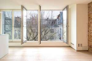 Deine Zweitwohnung? Studio Apartment mit Fahrstuhl im Dachgeschoss eines schönen Altbaus – Wühlischstraße 32, 10245 Friedrichshain, Berlin – Vorschaubild 5