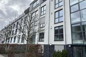 Neubau-Terrassenwohnung mit EBK in Düsseldorf–Flehe