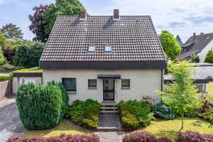 Vielfältige Möglichkeiten in seltener Wohnlage – Zweifamilienhaus mit Garten in Henrichenburg – Recklinghausen (Kreis) – Vorschaubild 1
