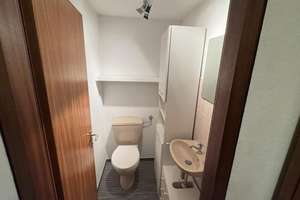 Helle 2-Zimmer-Dachgeschosswohung mit großem Balkon & schöner Ausicht – Rilkestraße 37, 72760 Betzingen, Reutlingen – Vorschaubild 11