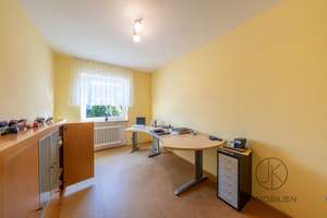 ***Wohnen auf drei Ebenen – mit Platz für Familie, Gäste und Homeoffice in Bremen-Kattenesch – Die vollständige Adresse der Immobilie erhältst du vom Anbieter., 28277 Kattenesch, Bremen – Vorschaubild 17