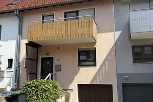 Viel Platz in Karlsruhe: Geräumiges Reihenmittelhaus mit 6,5 Zimmern – Rhodter Straße 24, 76185 Nordweststadt, Karlsruhe – Vorschaubild 2