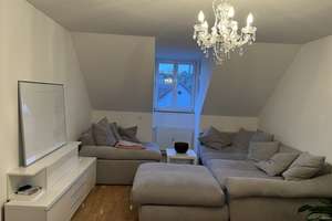 Stilvolle, modernisierte 2-Zimmer-Dachgeschosswohnung in Regensburg