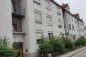 Wohnen mit Charakter: 3-Zimmer-Wohnung in Augsburg-Hochzoll