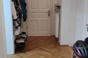 Charmante 2-Zimmer-Dachgeschosswohnung mit Balkon – Leonrodstr. 45, 80636 Dom Pedro, München – Vorschaubild 2