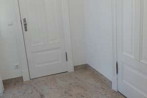 Hochwertige 3-Raum-Dachgeschosswohnung in einzigartiger Villa mit Parkett, Vollbad und Einbauküche!! – Rosa-Luxemburg-Str. 3, 18055 Stadtmitte, Rostock – Vorschaubild 24
