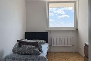 Mit Alpenblick: Helle 3-Zimmer-Wohnung mit windgeschützter Loggia und TG-Stellplatz in Neuperlach – Die vollständige Adresse der Immobilie erhältst du vom Anbieter., 81737 Neuperlach, München – Vorschaubild 6
