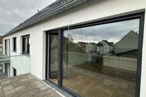 Erstbezug mit Balkon und Einbauküche: stilvolle 3-Zimmer-Wohnung mit hochwertiger Ausstattung