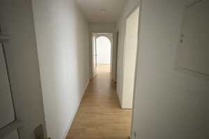 Vollständig renovierte 2-Raum-EG-Wohnung mit neuer Einbauküche in Osnabrück – Sutthauser Straße 134a, 49080 Osnabrück – Vorschaubild 4