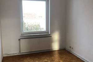 Gepflegte Altbauwohnung mit zwei Zimmern in Hannover – Schulenburger Landstraße 46, 30165 Hainholz, Hannover – Vorschaubild 4