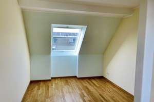 Nachmieter gesucht für moderne schöne, helle 4-Zi Maisonette-DG-Whg  in Köln Rodenkirchen – Die vollständige Adresse der Immobilie erhältst du vom Anbieter., 50996 Rodenkirchen (Ortsteil), Köln – Vorschaubild 29
