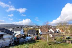 Großzügiges Einfamilienhaus mit Einliegerwohnung in Schloßborn – Wohnen mit Fernblick im Taunus – Die vollständige Adresse der Immobilie erhältst du vom Anbieter., 61479 Glashütten – Vorschaubild 3