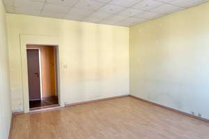 Sanierungsbedürftige 2,5-Zimmer-Wohnung inkl. 2 Tiefgaragenstellplätze  - in gefragter Lage – Die vollständige Adresse der Immobilie erhältst du vom Anbieter., 13189 Pankow (Ortsteil), Berlin – Vorschaubild 4