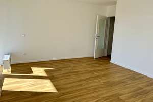 Frisch renovierte 1-Zimmer Wohnung mit Balkon in Vahrenwald ! – Karl-Imhoff-Weg 16, 30165 Vahrenwald, Hannover – Vorschaubild 3