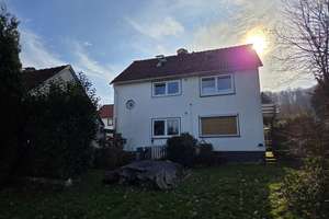 Zweifamilienhaus mit traumhaftem Blick ins Grüne – Die vollständige Adresse der Immobilie erhältst du vom Anbieter., 49152 Bad Essen – Vorschaubild 1